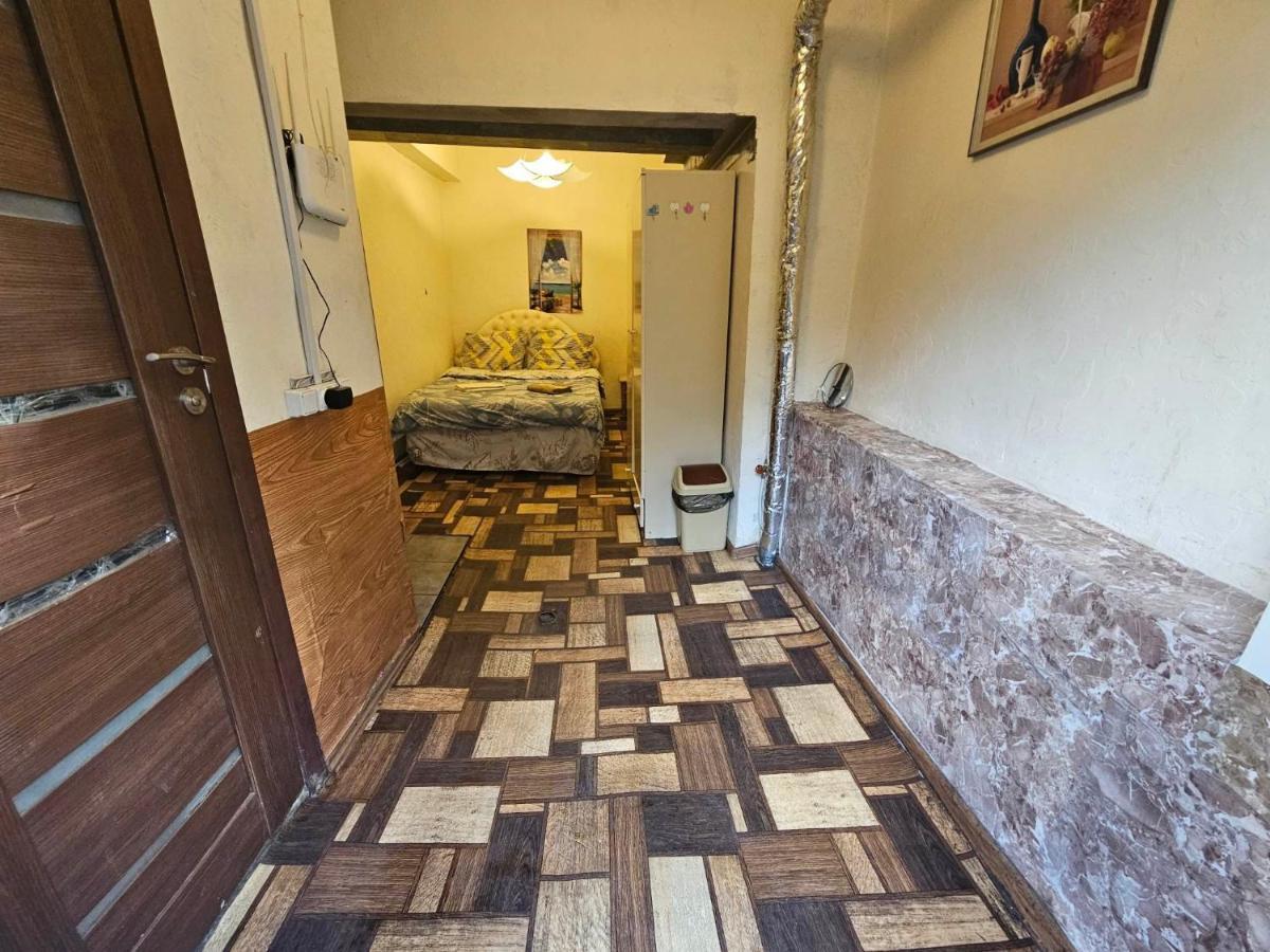 Cozy Studio In Yerevan'S Center المظهر الخارجي الصورة